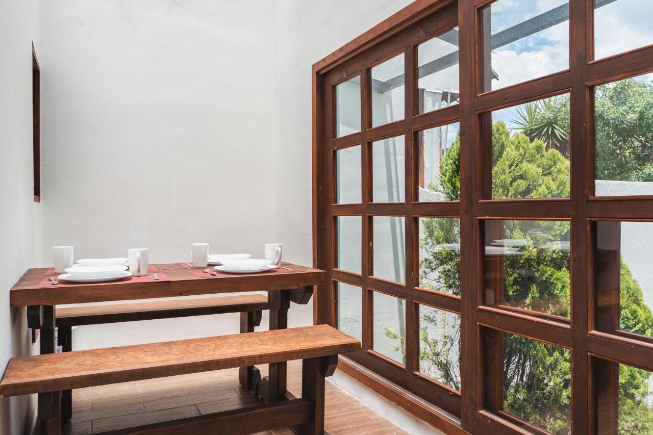 Yox Hotel Boutique San Cristóbal de Las Casas エクステリア 写真 A shoji screen
